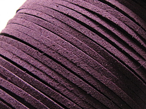Veloursband, Wildleder-Imitat, lila violett dkl, 3x1,5mm, 1m
